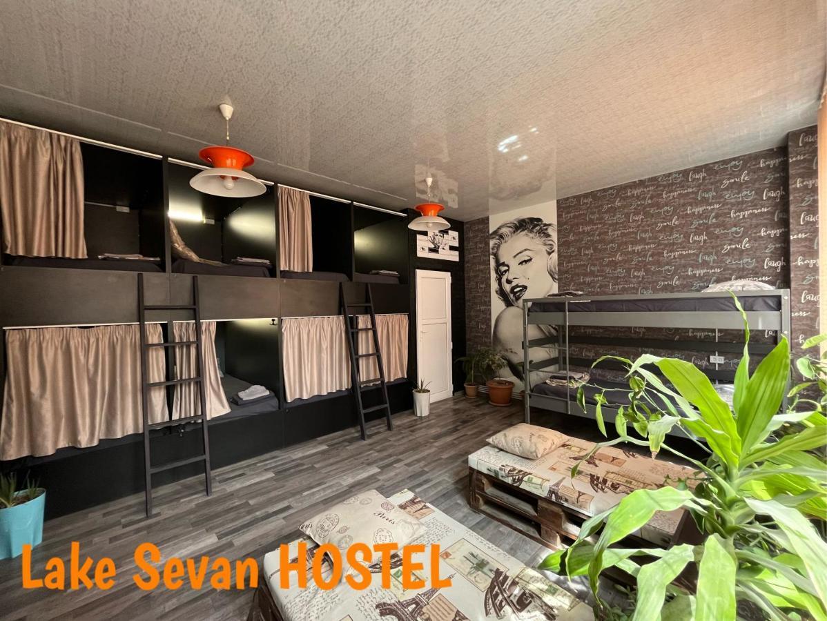 Lake Sevan Hostel Eksteriør billede